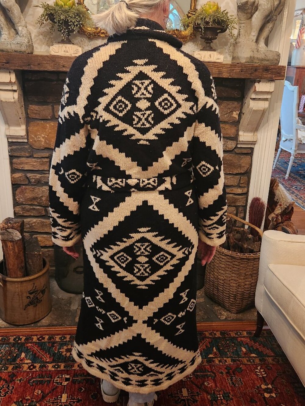 Ralph Lauren Vintage Hand-knit Southwestern-style Wool Cardigan - Picture 4 of 11